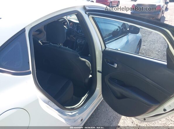 1C3CDFBA4GD660169 2016 DODGE DART White Widok naklejki z numerem VIN