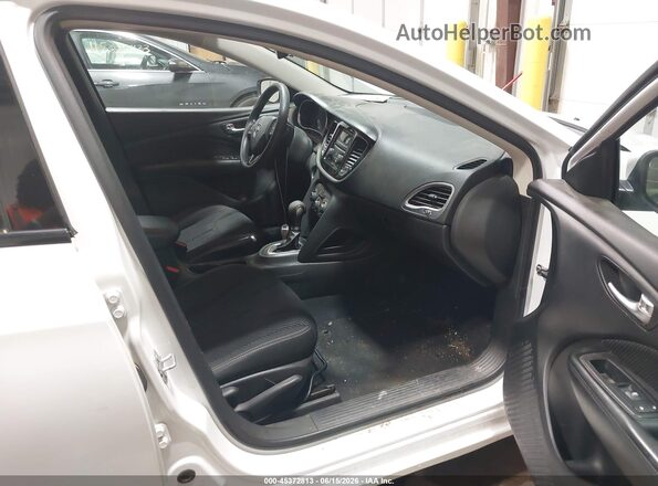 1C3CDFBA9GD613350 2016 DODGE DART White Вид салону спереду