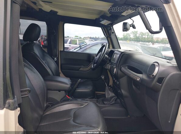 1C4AJWAG7GL211527 2016 JEEP WRANGLER Tan 