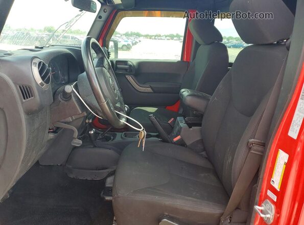 1C4BJWDG0GL116520 2016 JEEP WRANGLER Red Front interior view