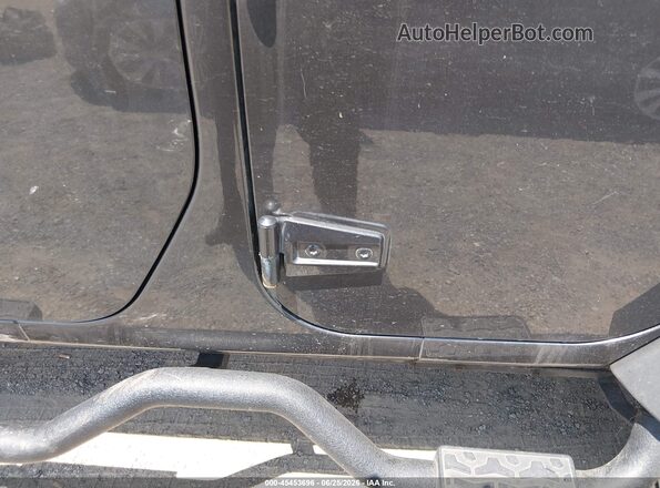 1C4BJWDG0HL591358 2017 JEEP WRANGLER UNLIMITED Black Front view