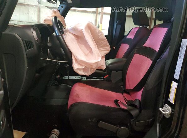 1C4BJWDG0JL859623 2018 JEEP WRANGLER Black Front interior view