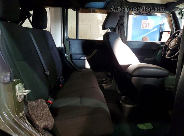 1C4BJWDG1GL100195 2016 JEEP WRANGLER Green Вид задньої частини салону