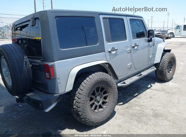 1C4BJWDG1JL883154 2018 JEEP WRANGLER Серый Задняя правая четверть