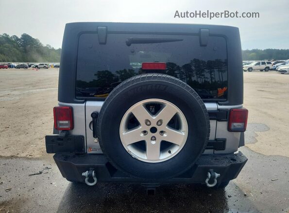 1C4BJWDG2GL319828 2016 JEEP WRANGLER Silver Vista trasera