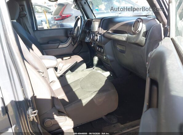 1C4BJWDG2HL581088 2017 JEEP WRANGLER UNLIMITED Gray Սալոնի դիմացի տեսք