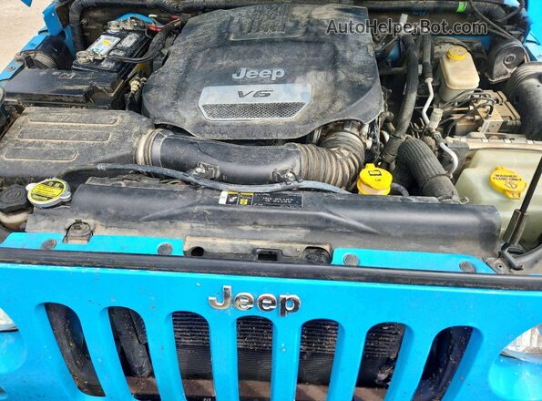 1C4BJWDG2HL609682 2017 JEEP WRANGLER Blue ძრავის განყოფილების ხედი