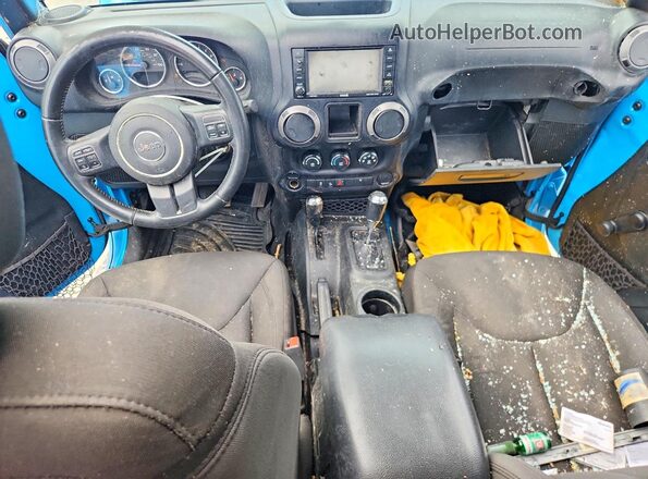 1C4BJWDG2HL609682 2017 JEEP WRANGLER Blue წინა პანელის ხედი