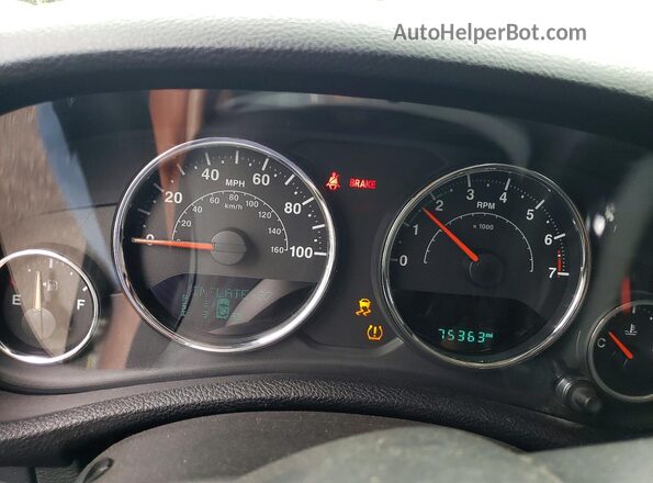 1C4BJWDG3GL107939 2016 JEEP WRANGLER Green ხელსაწყოთა პანელის ხედი