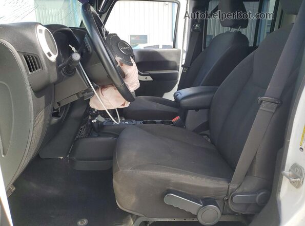 1C4BJWDG3GL114843 2016 JEEP WRANGLER White Widok wnętrza z przodu