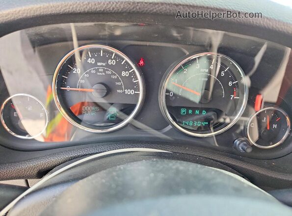 1C4BJWDG3HL616446 2017 JEEP WRANGLER Silver Widok zestawu wskaźników