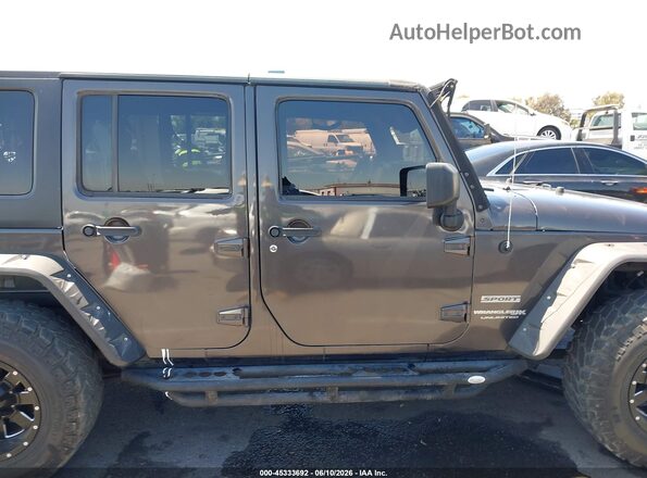 1C4BJWDG3JL829516 2018 JEEP WRANGLER Black Սալոնի հետևի տեսք