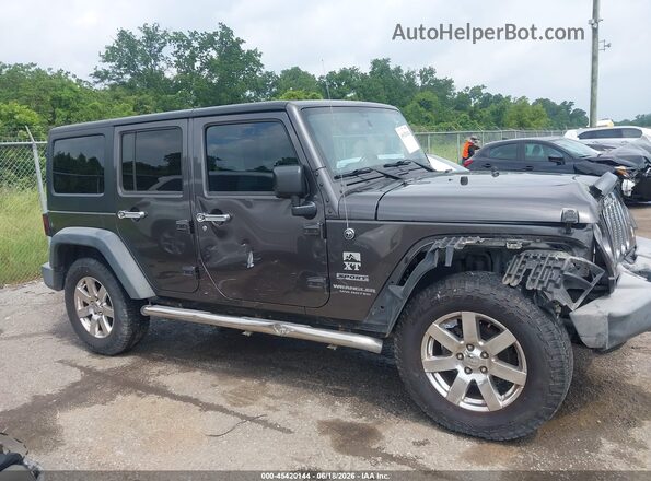 1C4BJWDG5GL250665 2016 JEEP WRANGLER UNLIMITED Black Vista interior trasera