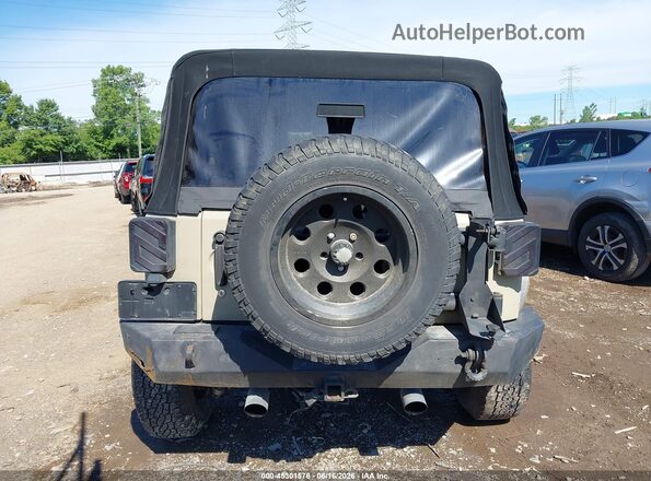 1C4BJWDG5HL593381 2017 JEEP WRANGLER UNLIMITED Желто-коричневый 