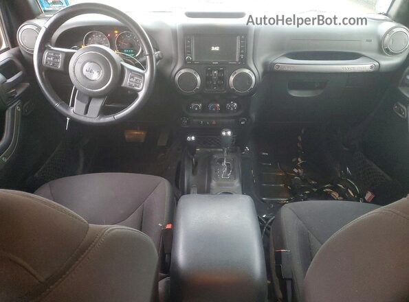 1C4BJWDG6GL333425 2016 JEEP WRANGLER Синий Вид панели приборов