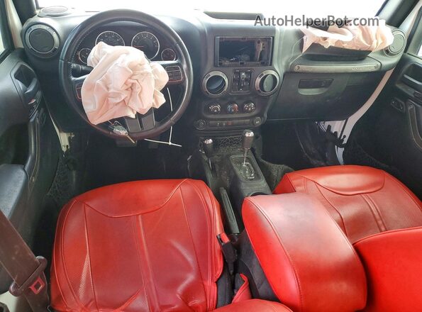 1C4BJWDG7GL169506 2016 JEEP WRANGLER White Առջևի վահանակի տեսք