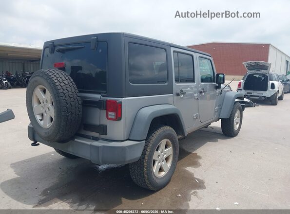 1C4BJWDG7JL808233 2018 JEEP WRANGLER Серебряный Задняя правая четверть