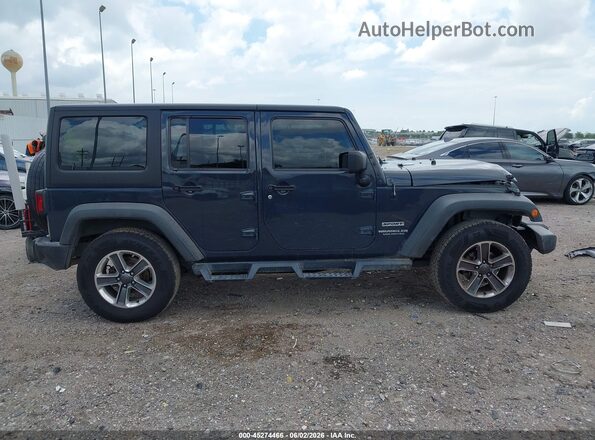 1C4BJWDG8HL584092 2017 JEEP WRANGLER UNLIMITED Gray Vista interior trasera