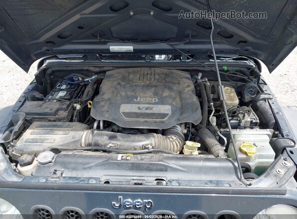 1C4BJWDG8HL584092 2017 JEEP WRANGLER UNLIMITED Gray Vista trasera