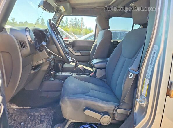 1C4BJWDG9GL284270 2016 JEEP WRANGLER Серебряный 