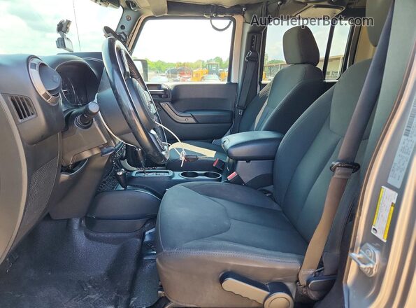 1C4BJWDG9HL577409 2017 JEEP WRANGLER Silver წინა სალონის ხედი