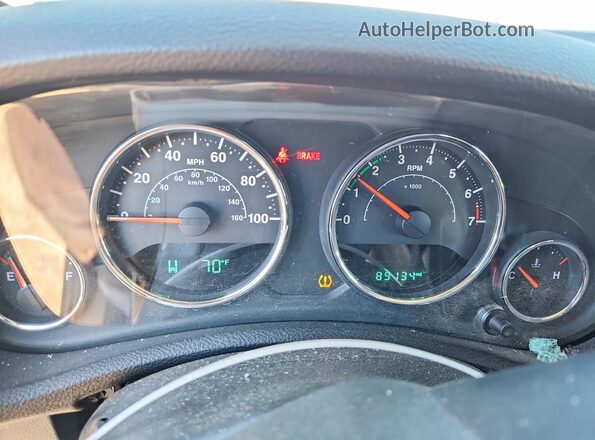 1C4BJWDG9HL728409 2017 JEEP WRANGLER Silver ხელსაწყოთა პანელის ხედი