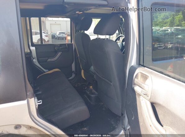 1C4BJWDGXGL135091 2016 JEEP WRANGLER UNLIMITED Silver VIN կոդի պիտակի տեսք