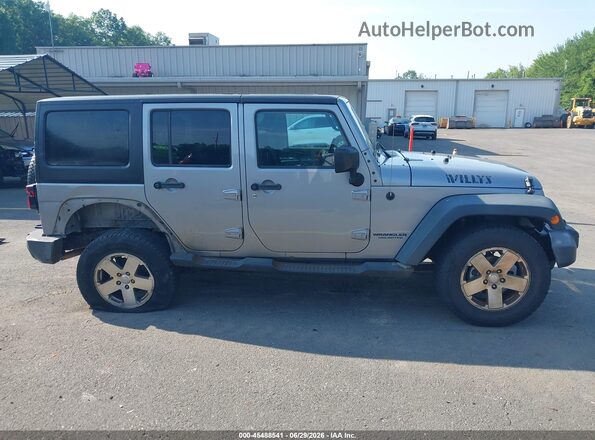1C4BJWDGXGL135091 2016 JEEP WRANGLER UNLIMITED Silver Սալոնի հետևի տեսք