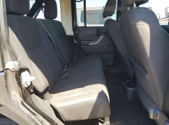 1C4BJWDGXGL252895 2016 JEEP WRANGLER Черный Вид задних сидений