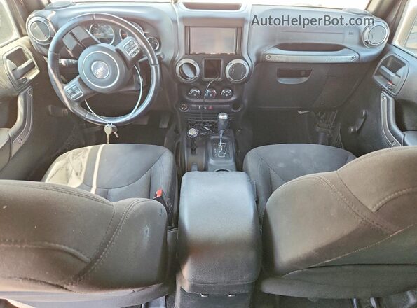 1C4BJWDGXGL335615 2016 JEEP WRANGLER Black Dashboard view