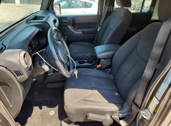 1C4BJWDGXGL335615 2016 JEEP WRANGLER Black Front interior view