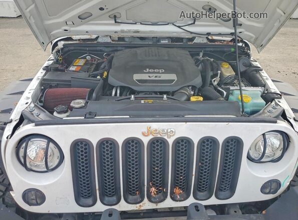 1C4BJWDGXHL531183 2017 JEEP WRANGLER White Вид задньої частини салону