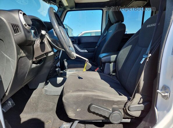 1C4BJWEG2GL262108 2016 JEEP WRANGLER White Vista interior delantera