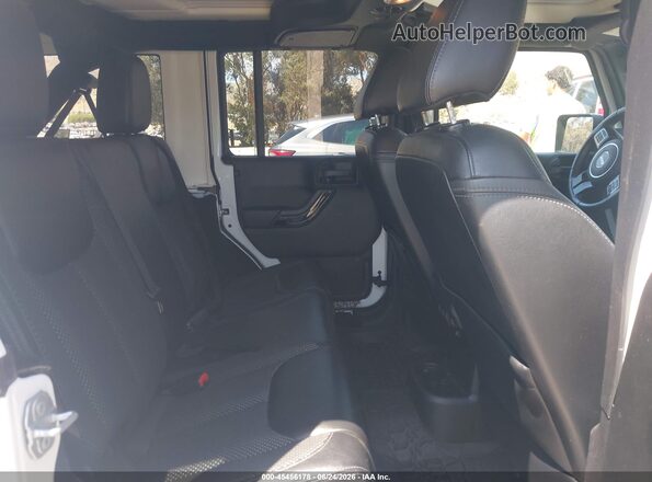 1C4BJWEG5GL192541 2016 JEEP WRANGLER UNLIMITED White VIN კოდის სტიკერის ხედი