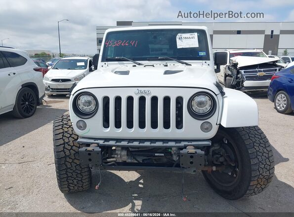 1C4BJWFG4HL547652 2017 JEEP WRANGLER UNLIMITED White Սարքավորումների վահանակի տեսք