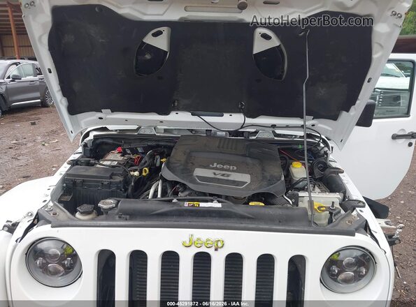 1C4BJWFG5GL135352 2016 JEEP WRANGLER UNLIMITED White Вид ззаду