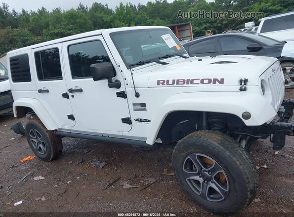 1C4BJWFG5GL135352 2016 JEEP WRANGLER UNLIMITED White Вид задньої частини салону