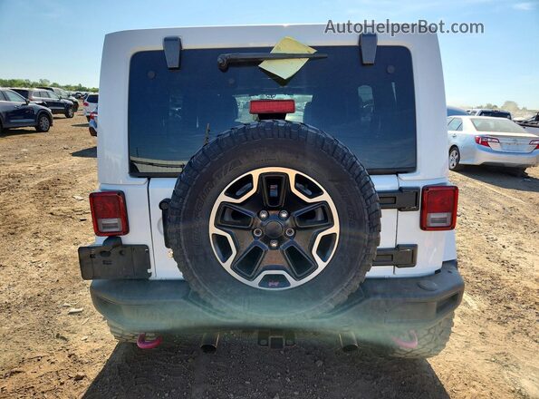 1C4BJWFG6GL102151 2016 JEEP WRANGLER White Rear view