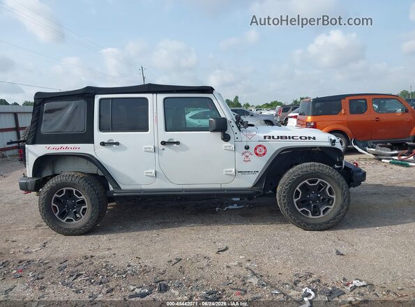 1C4BJWFGXGL216332 2016 JEEP WRANGLER UNLIMITED White Вид задньої частини салону