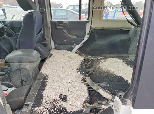 1C4BJWKG1GL223014 2016 JEEP WRANGLER White Vista de los asientos traseros
