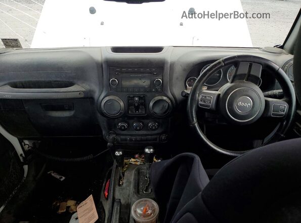 1C4BJWKG1GL223014 2016 JEEP WRANGLER White Vista del salpicadero