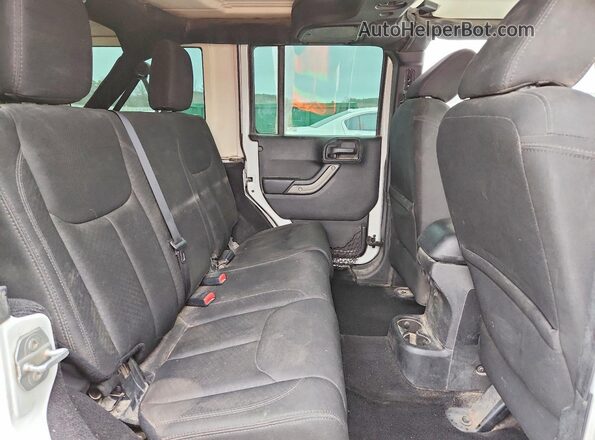 1C4BJWKG9GL185077 2016 JEEP WRANGLER White Rear seats view