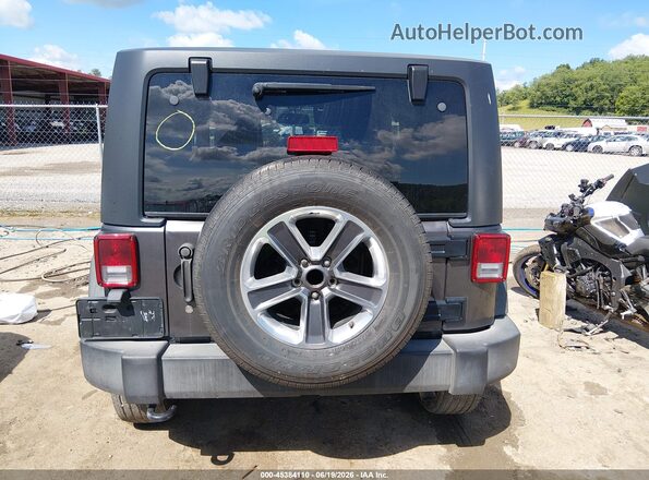 1C4GJWAG2GL183310 2016 JEEP WRANGLER Gray 