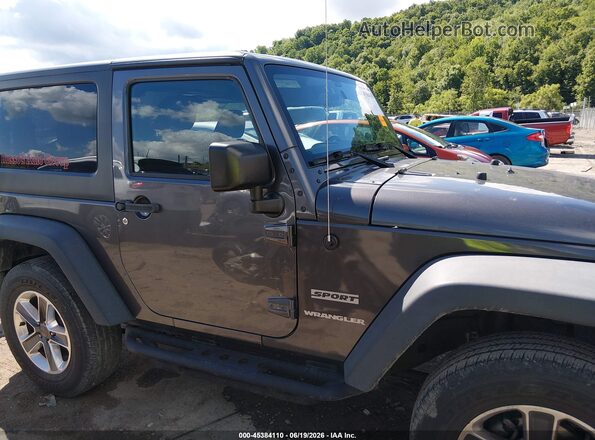 1C4GJWAG2GL183310 2016 JEEP WRANGLER Gray 360 interior view
