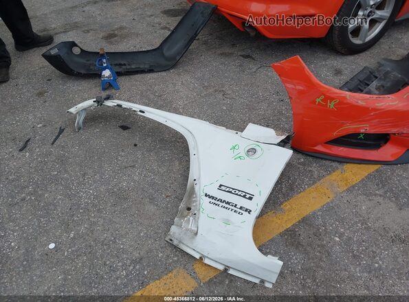 1C4HJWDG3HL714290 2017 JEEP WRANGLER UNLIMITED White Vista del cuadro de instrumentos