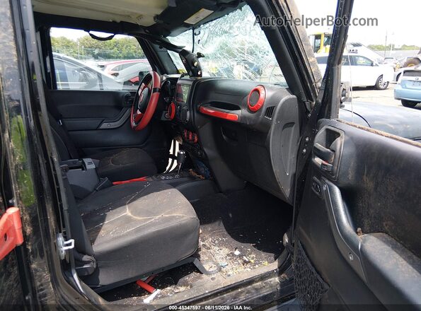 1C4HJWDG4HL671465 2017 JEEP WRANGLER UNLIMITED Black Widok wnętrza z przodu