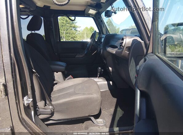 1C4HJWDG5GL236159 2016 JEEP WRANGLER UNLIMITED Серый Вид салона спереди