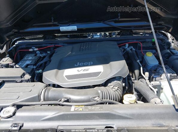 1C4HJWDG8JL867107 2018 JEEP WRANGLER Черный Вид сзади