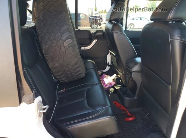 1C4HJWFG8GL208157 2016 JEEP WRANGLER White უკანა სალონის ხედი