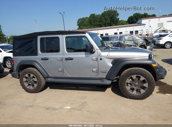 1C4HJXDG4JW169002 2018 JEEP WRANGLER UNLIMITED Silver Սալոնի հետևի տեսք